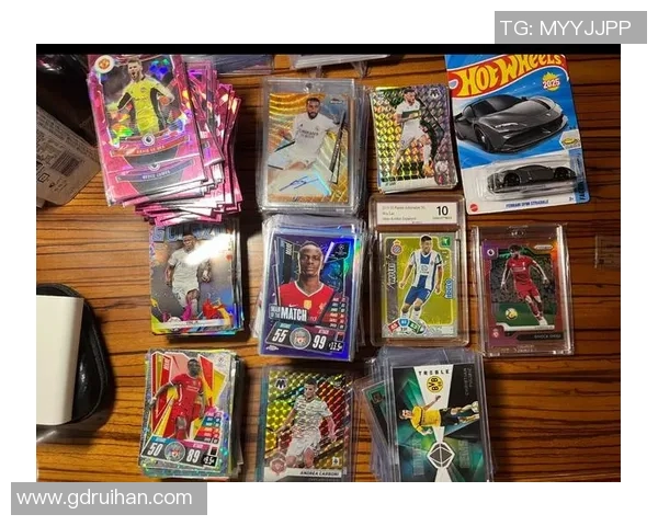 球星卡足球单张收藏热潮分析与投资价值探讨